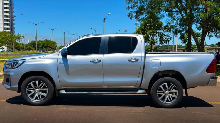 T. Hilux D/C 4×4 Limited