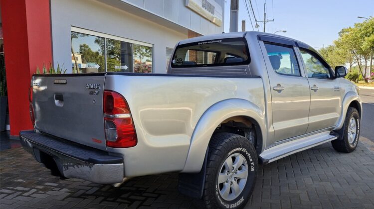 T. Hilux D/C 4×4 Aut