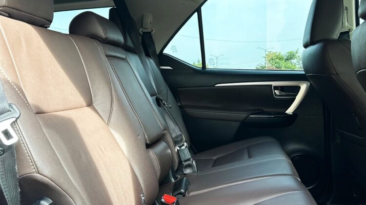 T. Fortuner Aut