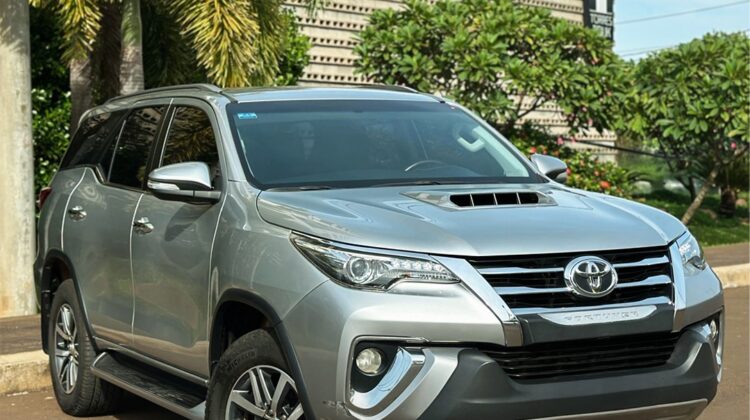 T. Fortuner Aut