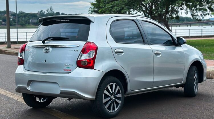 T. Etios Aut