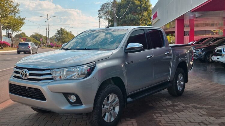 T. Hilux D/C 4×2 SRV