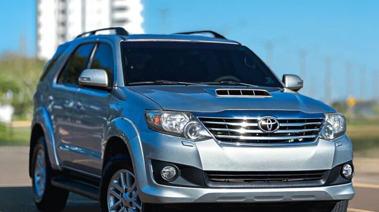 T. Fortuner Aut