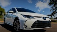 T. Corolla Altis HV