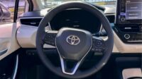 T. Corolla Altis HV
