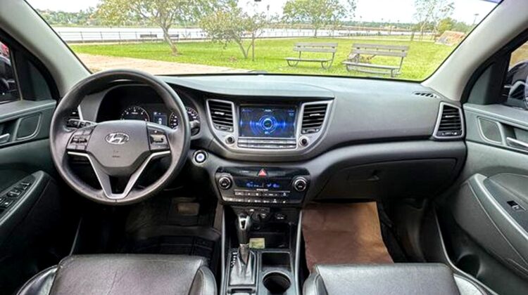 HYUNDAI