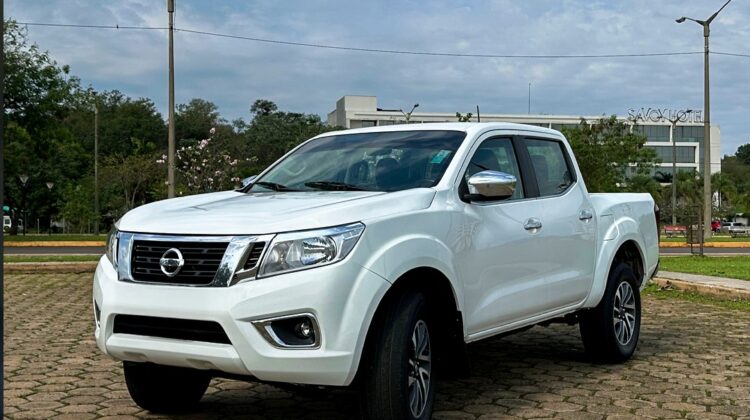 Nissan Frontier 4×4 mec