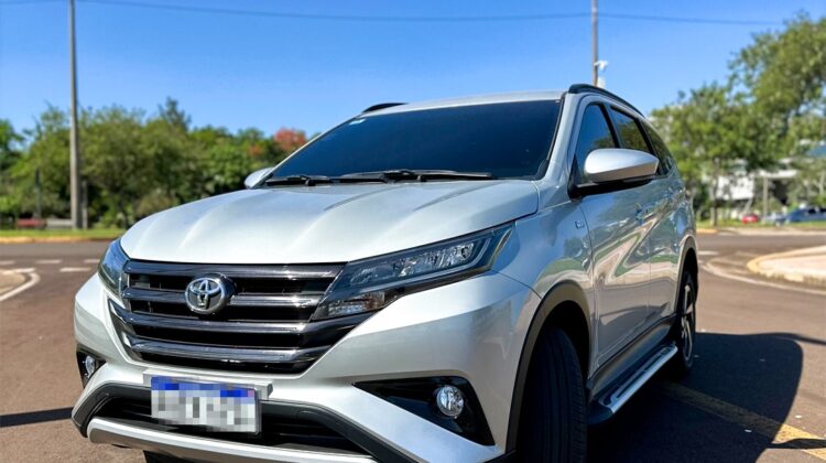 TOYOTA RUSH AUT