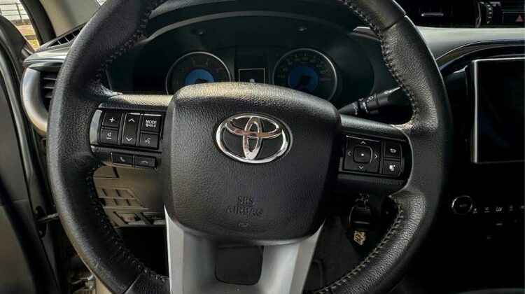 T. Hilux D/C 4×4 SRV Mec 2017