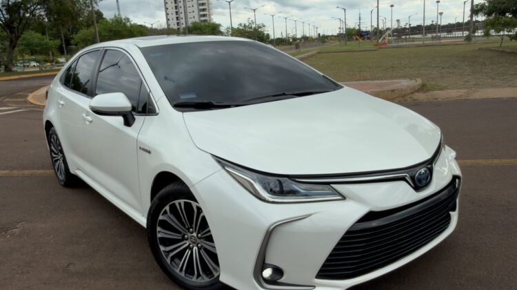 T. Corolla Sedan