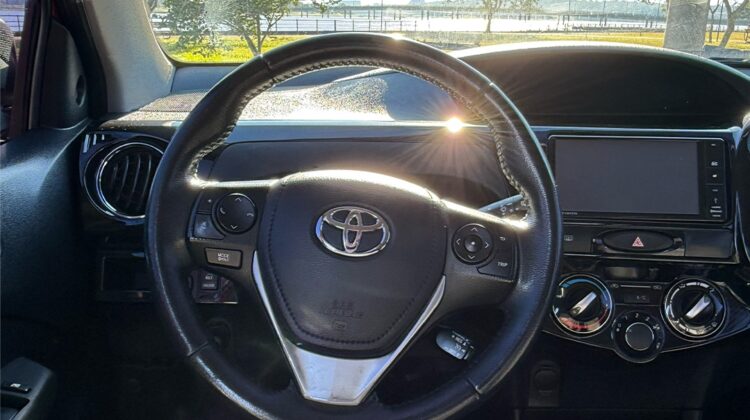 T. Etios Aut