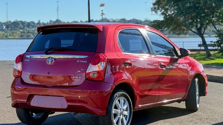 T. Etios Aut