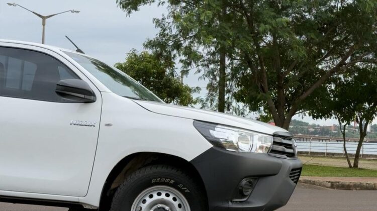 T. Hilux C/S 4×4 2025