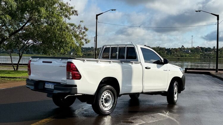 T. Hilux C/S 4×4 2025